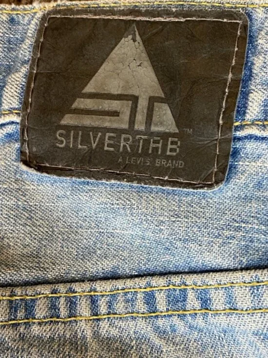 VTG Levi's SilverTab Relaxed Fit Jeans Light-Wash Blue Sz 30x32 #160K - Picture 6 of 10